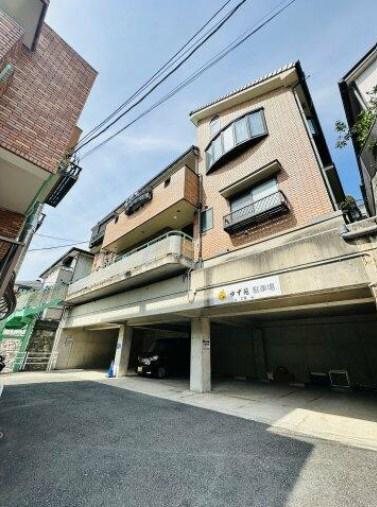 京急本線 上大岡駅 徒歩19分 築27年(3LDK/1階)