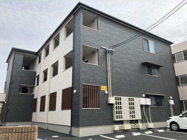 スペチアーレ(1K/1階)