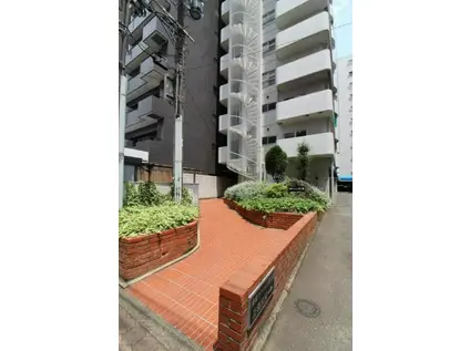 東峰マンション西公園(1K/2階)の外観写真