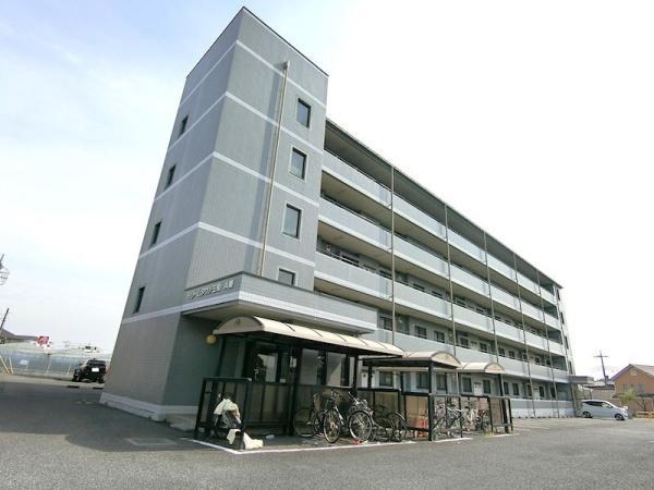 ドリームタウン三和A棟(3LDK/3階)