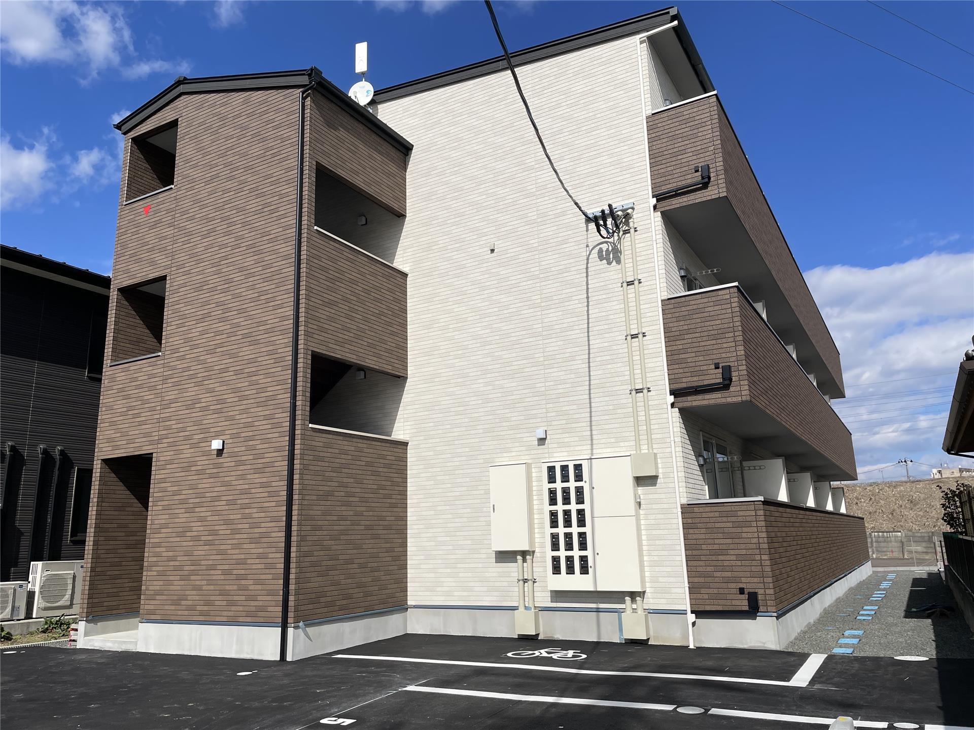 LUXES原町(1K/3階)