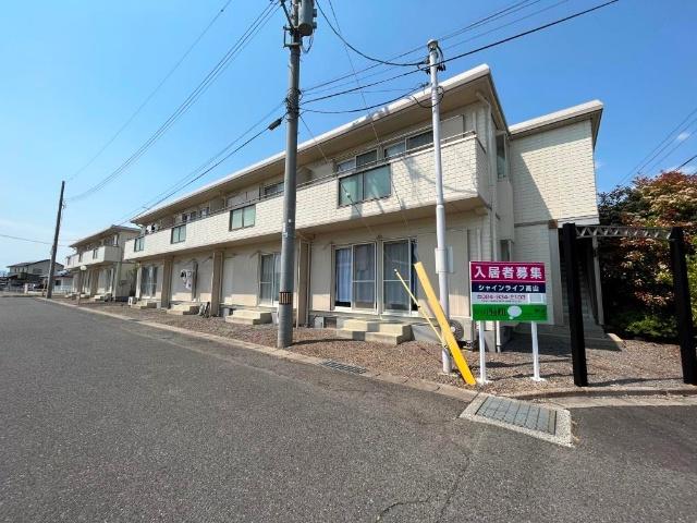 シャインライフ高山(2DK/2階)