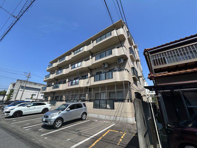 ラ・プラーニュ神山(3DK/1階)