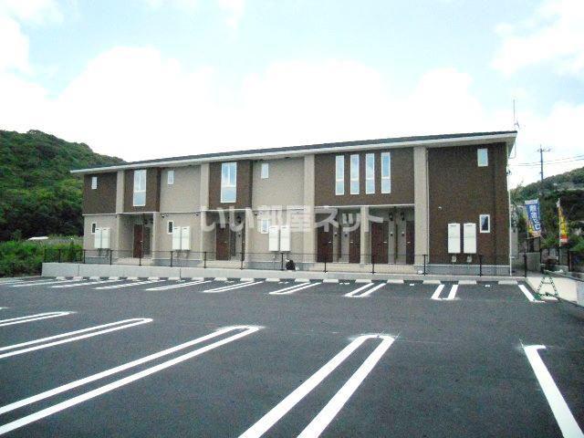 グラン・オークIIA(2DK/1階)