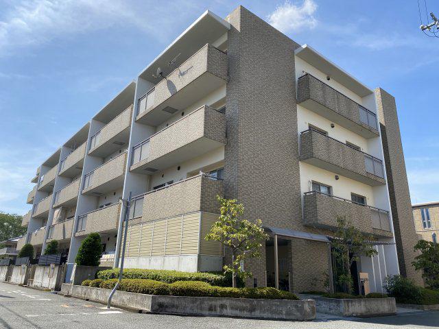 エスタブレ(4LDK/2階)