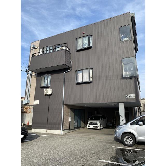富山地鉄富山市内線 南富山駅前駅 徒歩2分 築27年(1K/2階)