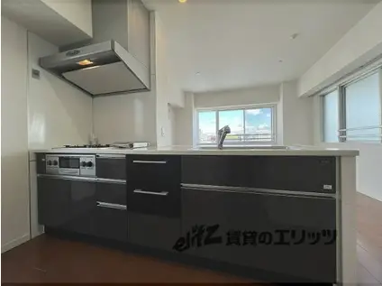 ルクシ―ル伊丹(2LDK/8階)の外観写真