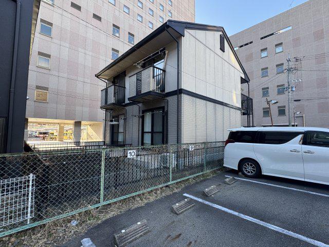 ファミール堀部V(1K/1階)