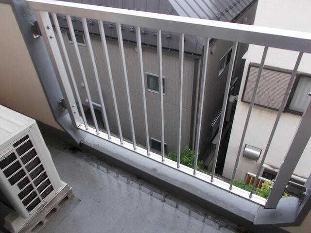 市ヶ谷ローヤルコーポ(2DK/3階)