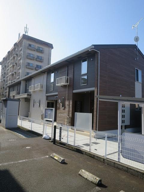 IRいしかわ鉄道 小松駅 徒歩30分 築8年(1LDK/2階)
