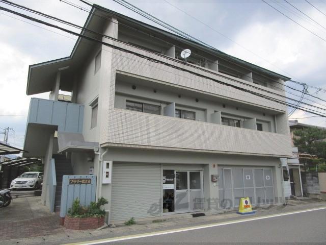 ブラザー徳大寺(1K/3階)