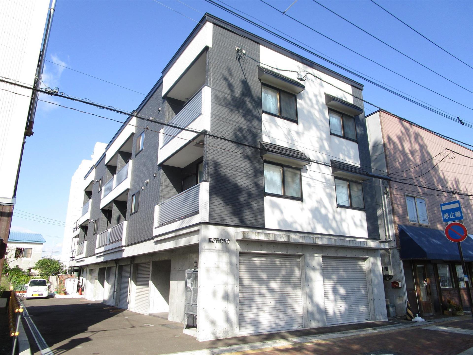 E・FRONT(1LDK/2階)