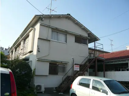 高山アパート(2K/2階)の外観写真
