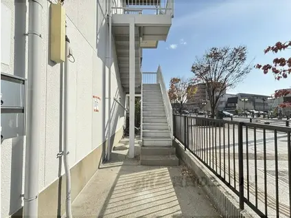 エイト寝屋川マンション(1LDK/2階)の外観写真