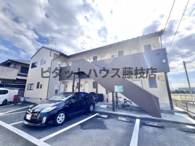 ヴィラミールA(2LDK/1階)