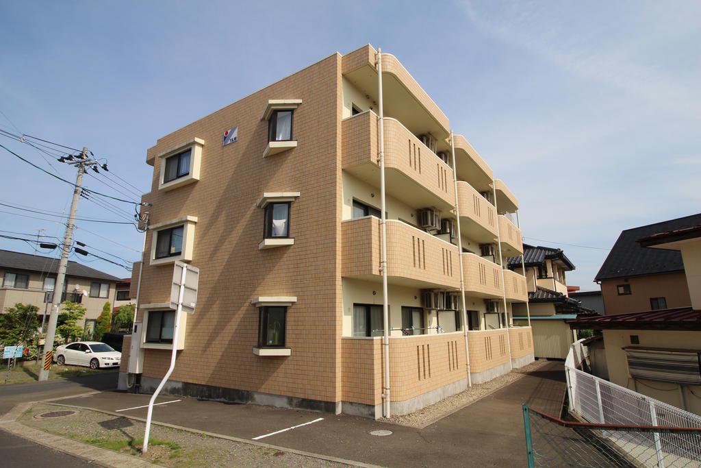 ユーミー富沢(2DK/3階)