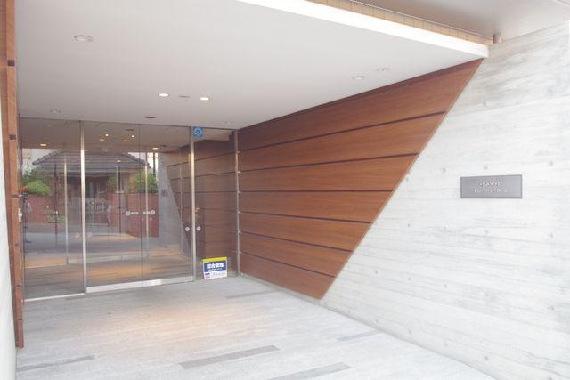 キュロコ玉川学園 東棟(1SLDK/1階)の外観写真