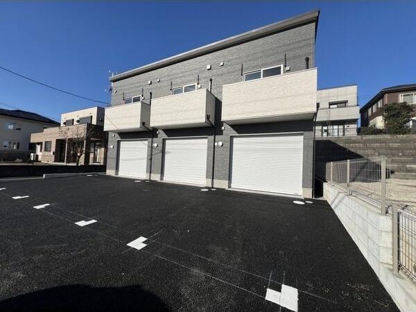 GARAGE HOUSE J(1LDK/1階)