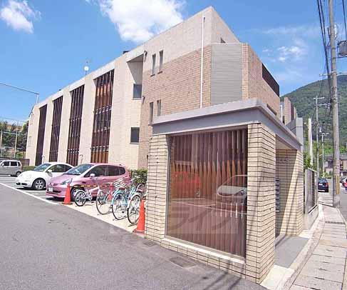 PARK HILLS OYAKE(1LDK/2階)