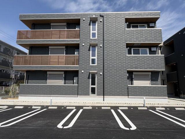 D-AVANCE 柱六番町I(2LDK/1階)