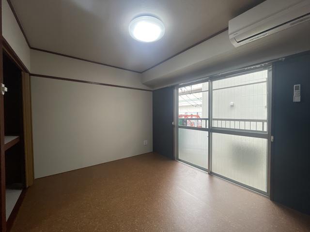 伊藤ハイツ(1DK/3階)の居間写真