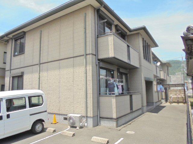 パビオン A棟(2LDK/1階)