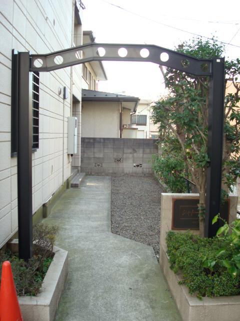 シャトーアリオン(1K/3階)の外観写真