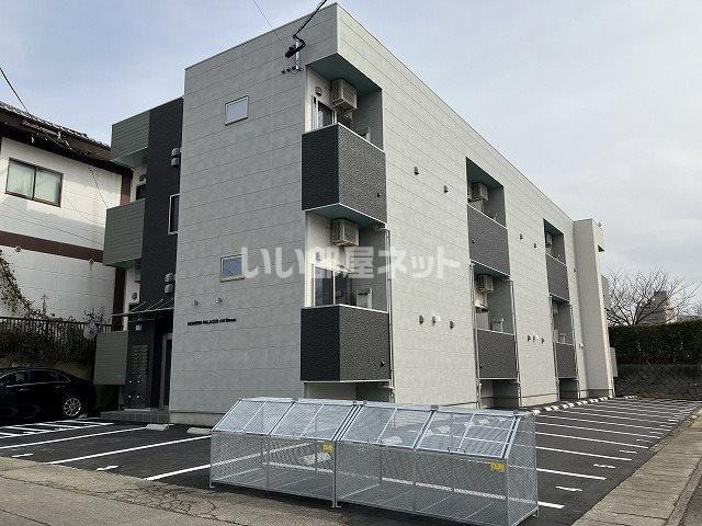 MODERN PALAZZO 大村LITMUS(1SK/1階)