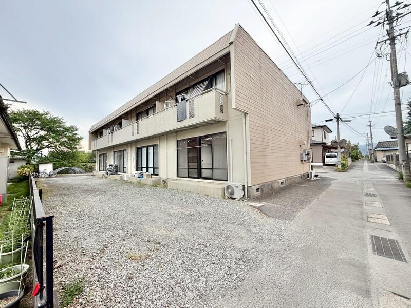 パレーシャル岡部I(3DK/1階)