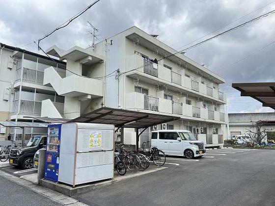 パークプレイス西川原I(1K/1階)
