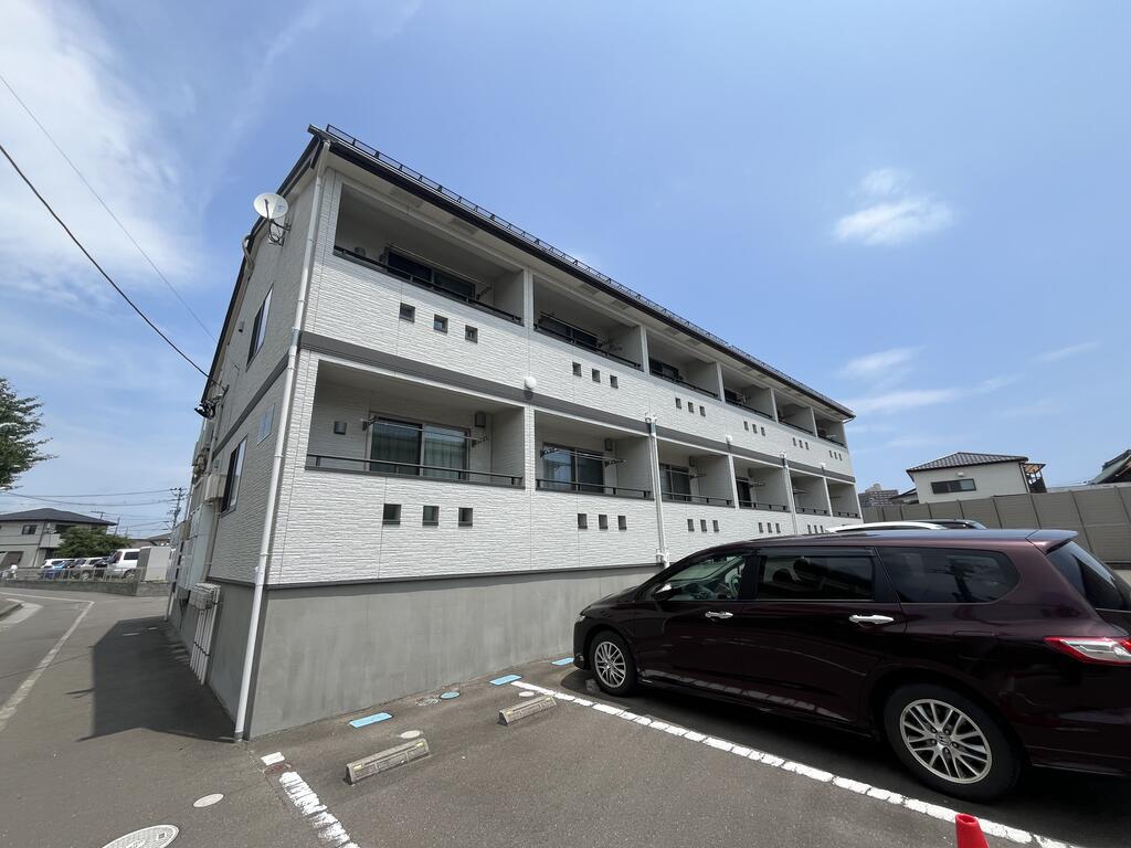 クレストV(1K/1階)