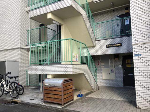 ロイヤルパレス新宿御苑(ワンルーム/1階)