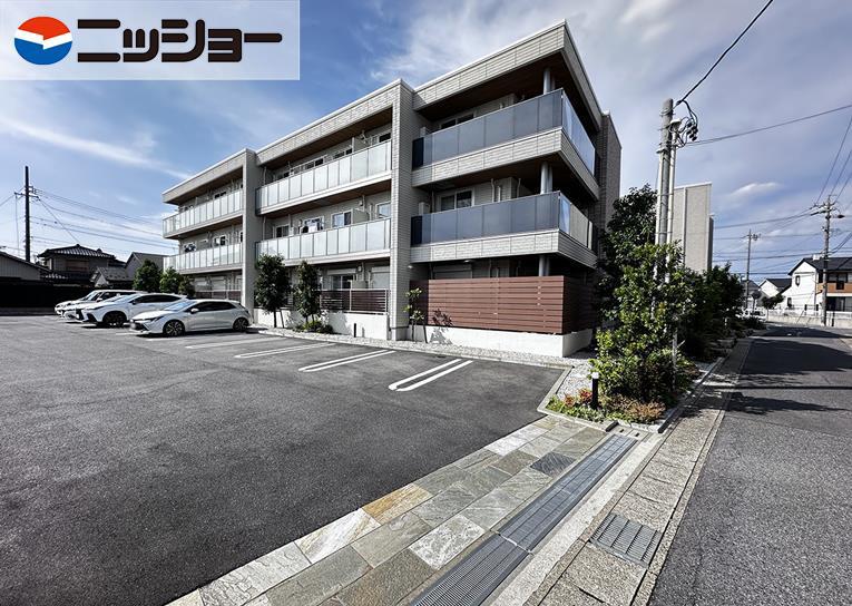 AIRES TRES(2SLDK/1階)