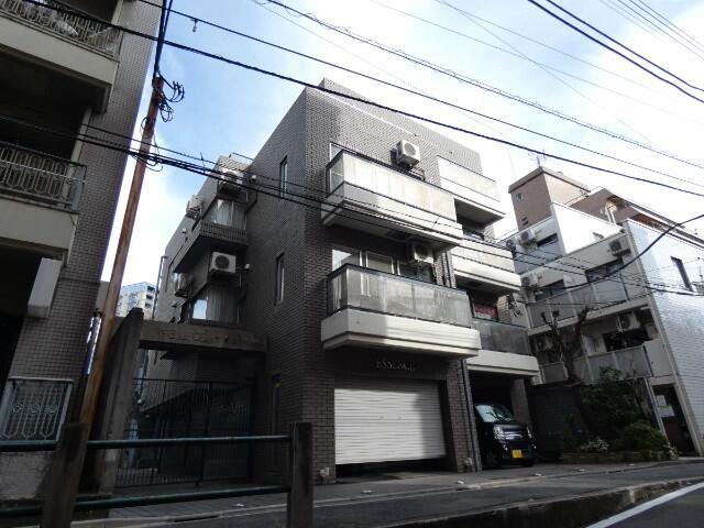 ベルセル南青山(3LDK/4階)