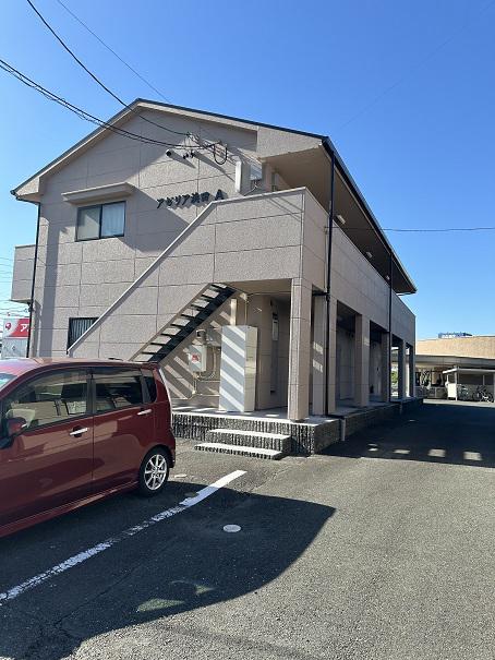 アゼリア浜田A(1K/2階)