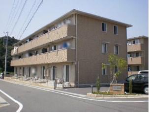 ロイヤルガーデン染地台B(2LDK/3階)