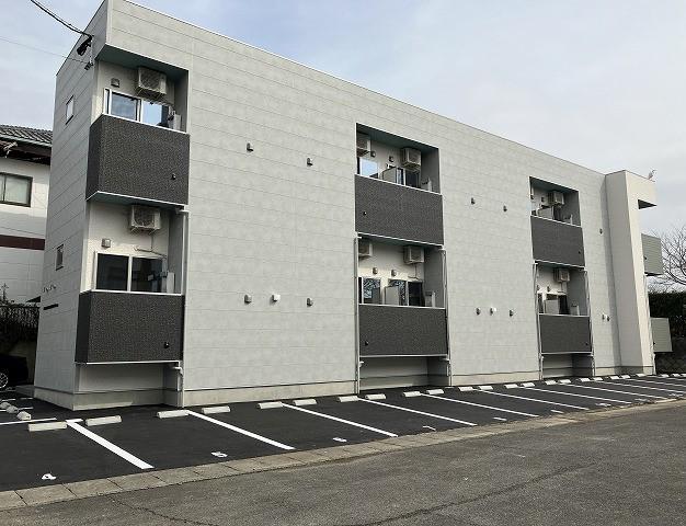 MODERN PALAZZO 大村LITMUS(1SK/1階)