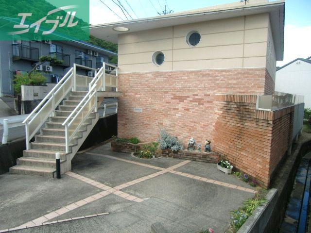 ノイスバン(1DK/1階)
