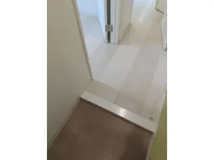 エルフィーネ本町(1DK/3階)の玄関写真