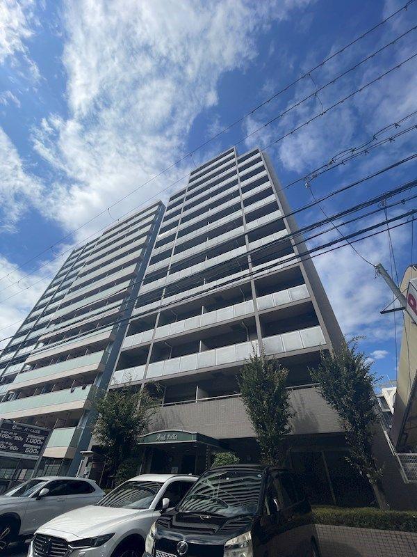 アスール江坂(1K/3階)