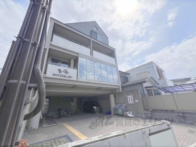 エバー・グリーン六地蔵駅前(1K/3階)