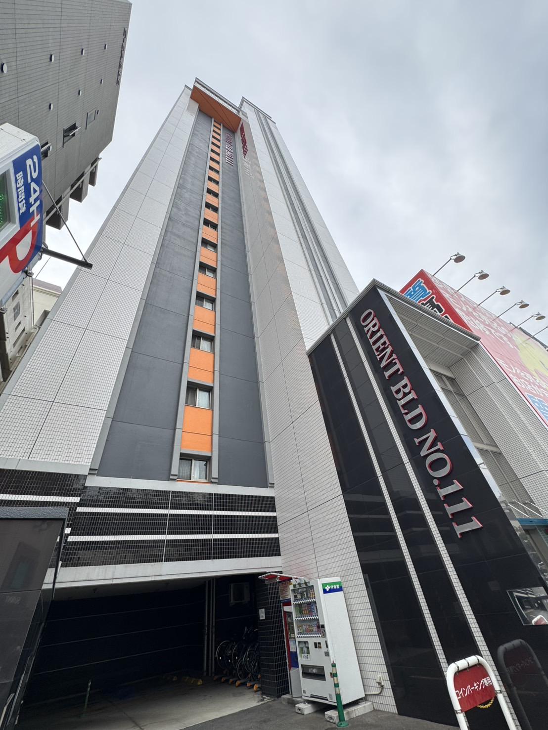 NO.111 CLUB ORIENT BLD TRADING TOWER(1K/15階)