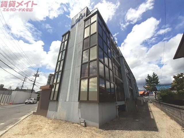 CENTURY21(1DK/2階)