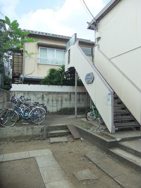 ドミール百人町(1K/1階)の外観写真