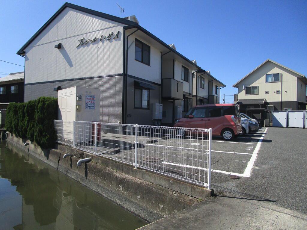 プレジールいせA(2DK/2階)