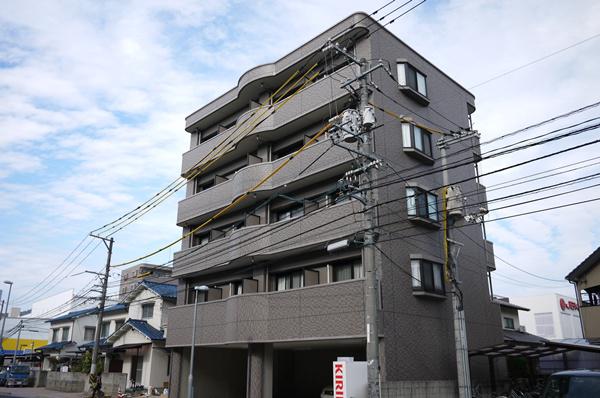ロイヤル山口III(1K/4階)