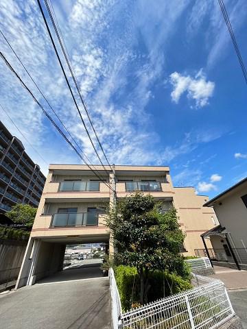 ファミーユ仁川(2LDK/1階)