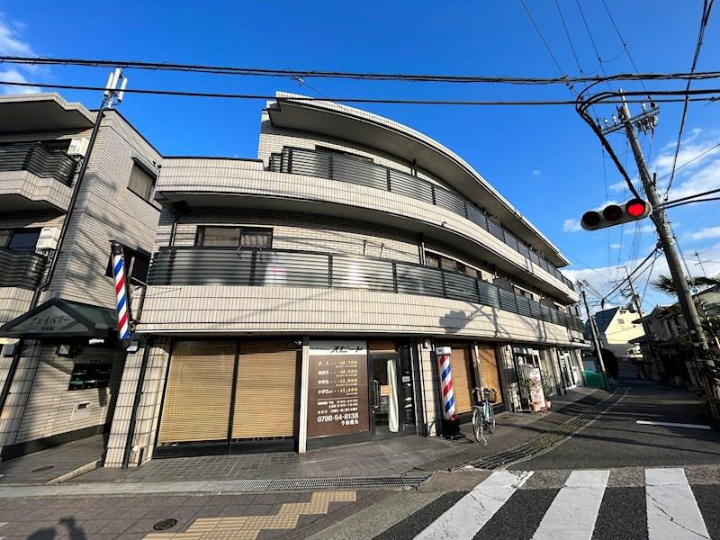 フェイバリー甲東園1・2(3DK/3階)