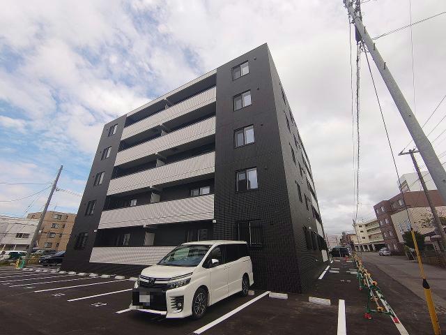 ソレミア(1LDK/1階)
