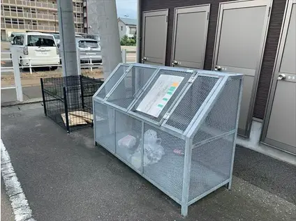 クエストN(1K/2階)の外観写真